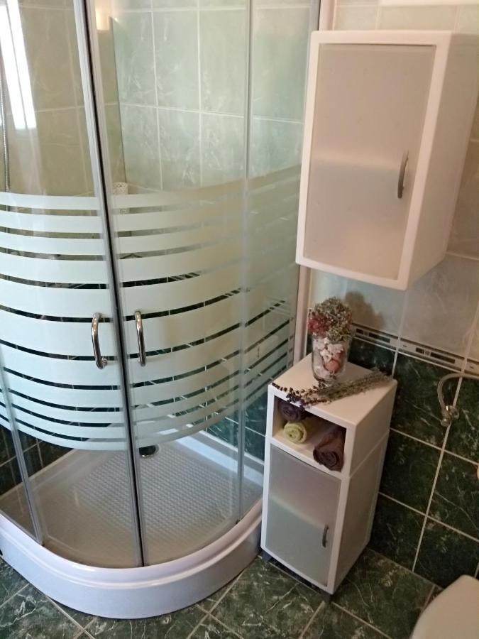 Yellow Apartmanhaz Bük Exteriér fotografie